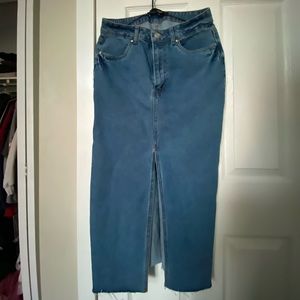 Slit skirt size medium